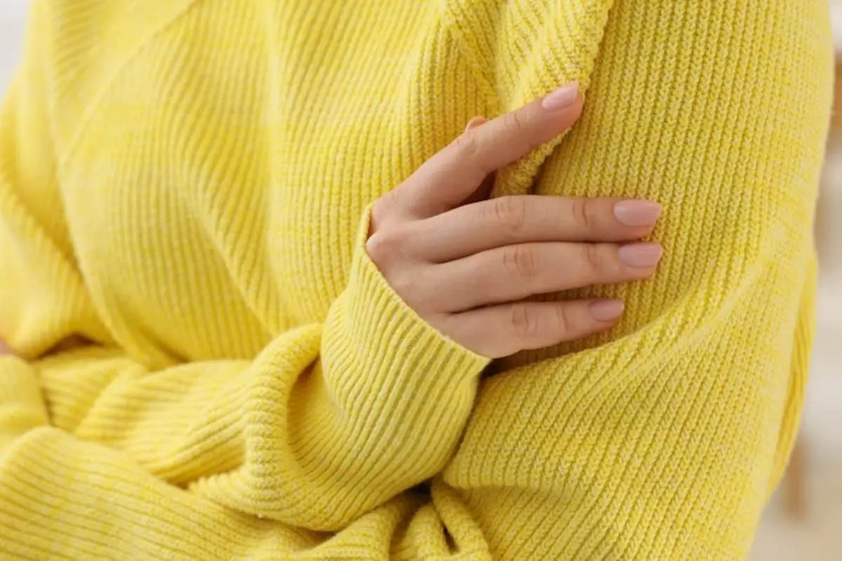 Come rinforzare le unghie dopo il semipermanente? L’olio naturale che le rigenera